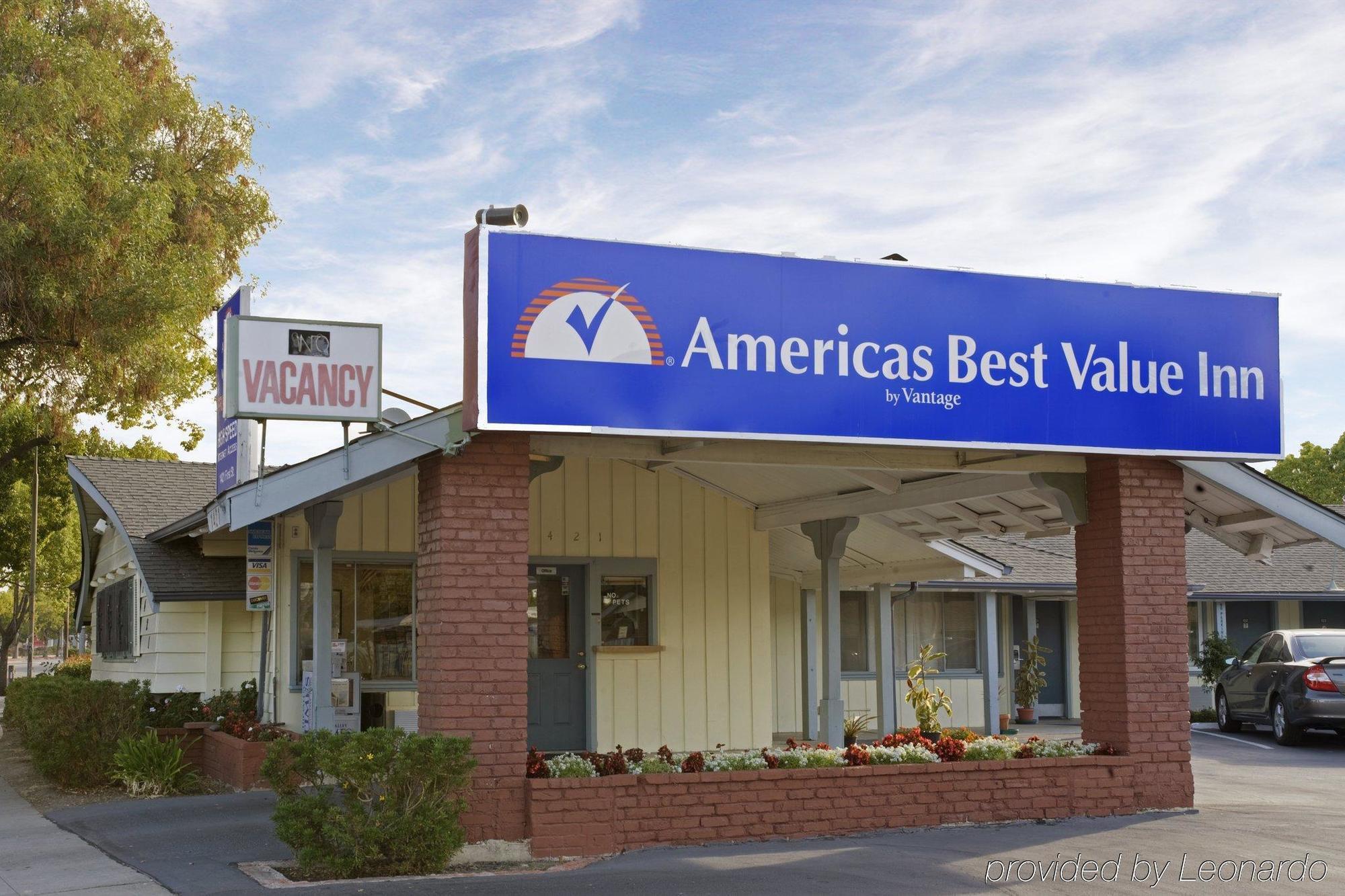 Americas Best Value Inn - Livermore Exteriör bild