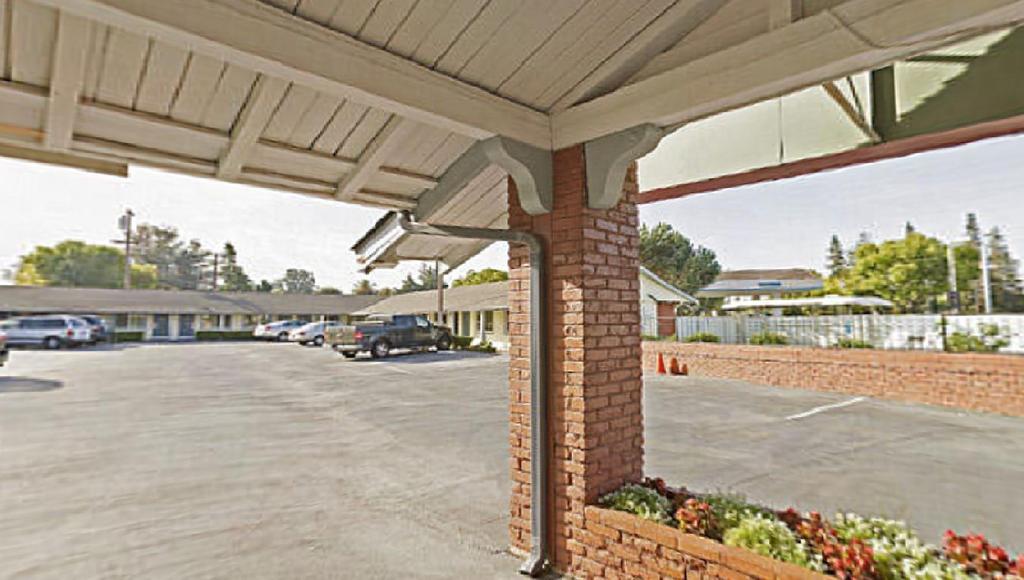 Americas Best Value Inn - Livermore Exteriör bild